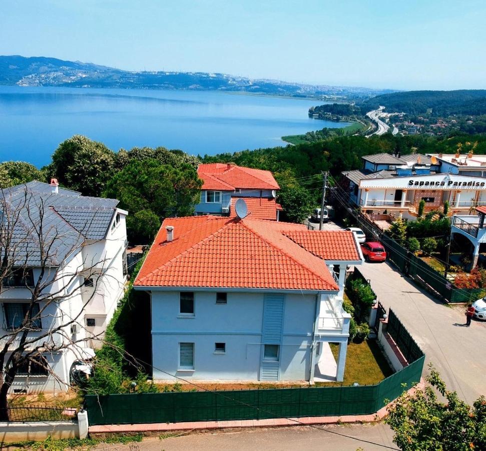 Sapanca Manzara Villa 2 Isitma Havuzlu Exterior foto